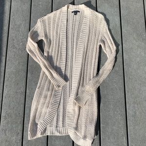 Cardigan sweater